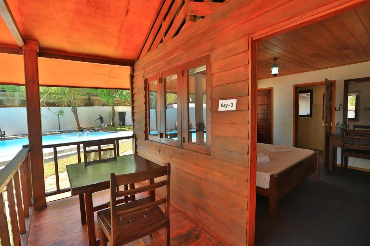 Arugambay Podbay Hotel Arugam Bay Buitenkant foto
